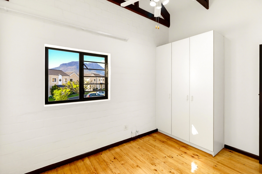 2 Bedroom Property for Sale in Heritage Park Western Cape